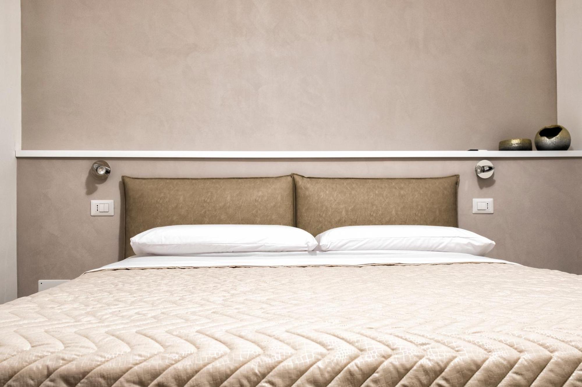 Dimora Flegrea Room & Breakfast Pozzuoli Buitenkant foto