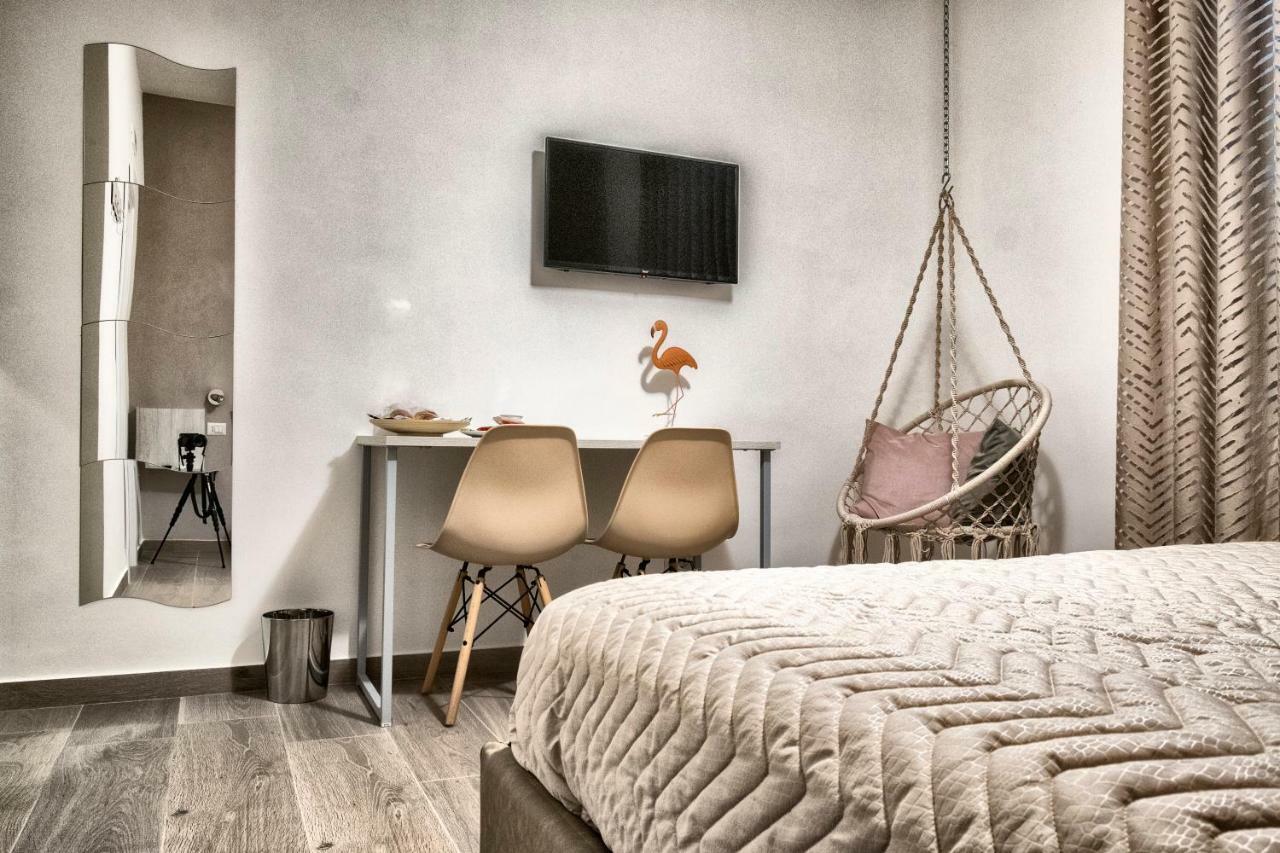 Dimora Flegrea Room & Breakfast Pozzuoli Buitenkant foto