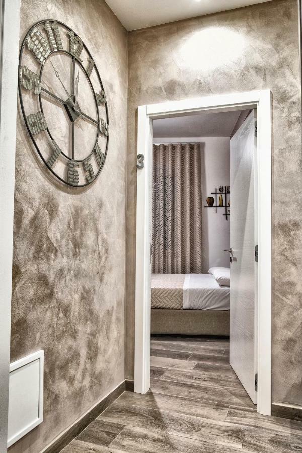 Dimora Flegrea Room & Breakfast Pozzuoli Buitenkant foto