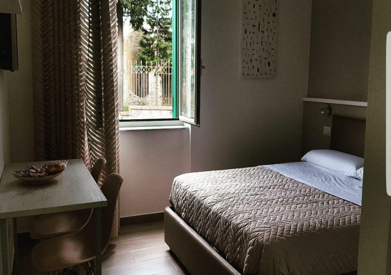 Dimora Flegrea Room & Breakfast Pozzuoli Buitenkant foto