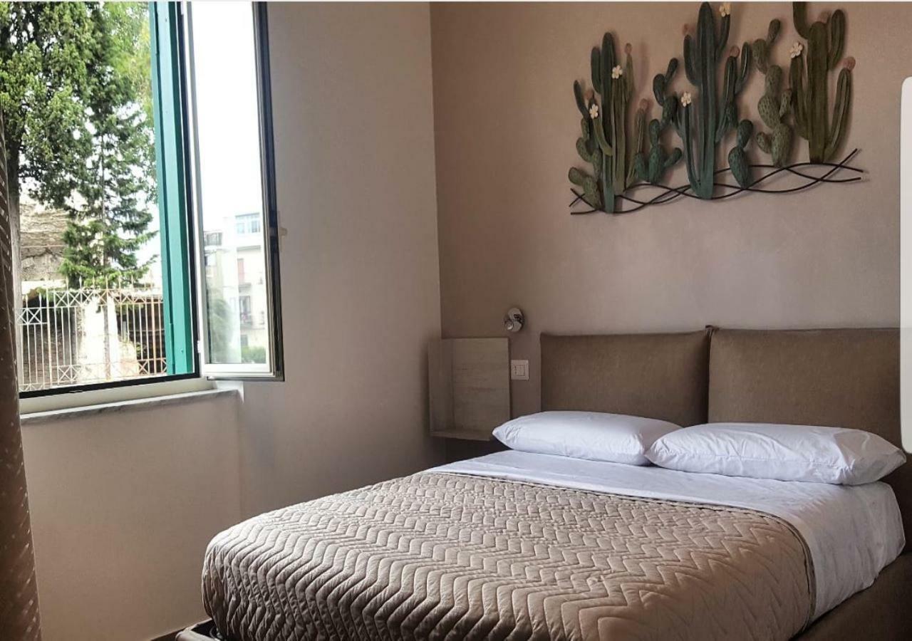 Dimora Flegrea Room & Breakfast Pozzuoli Buitenkant foto
